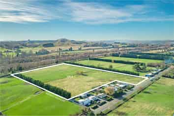 2460 State Highway 2, Waipukurau