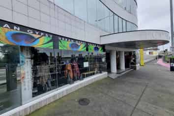 HOT DEAL ON 120M² SPACE - $70/DAY! 
