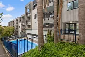 41/241 Hinemoa Street, Birkenhead