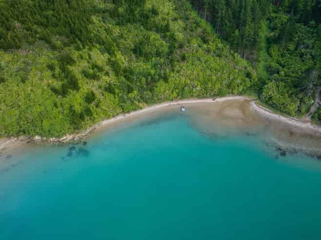  Deep Bay, Arapaoa Island
