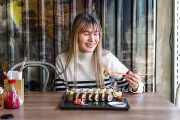 Sushi Takeaway Hot Spot in Mount Maunganui, one working owner can earn $300,000 circa pa - (CML 11066)