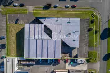 Prime Office & Warehouse on Corner Site | Wiri