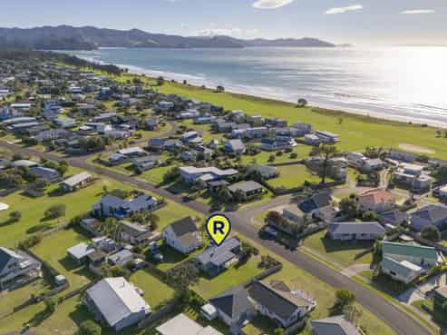 123 Kowhai Avenue, Matarangi