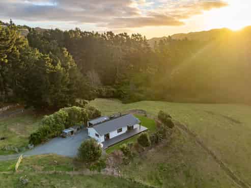 492 Moonshine Hill Road, Pauatahanui