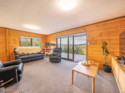492 Moonshine Hill Road, Pauatahanui