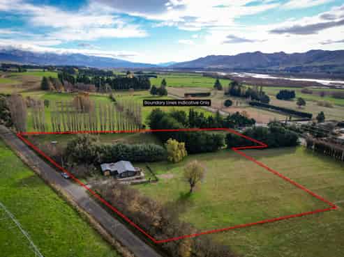 34 Earthquake Road, Duntroon
