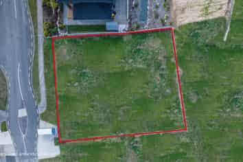 401 Princes Drive, Britannia Heights