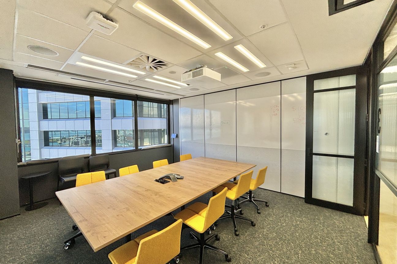 Office suites and full floors at the Aon Centre - Widok 6