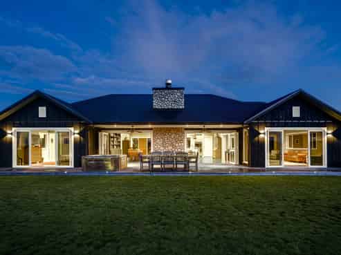 3131 State Highway 50, Roys Hill