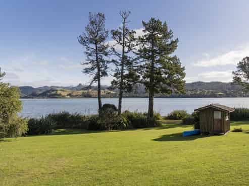 12 Sheppard Ave, Pauanui