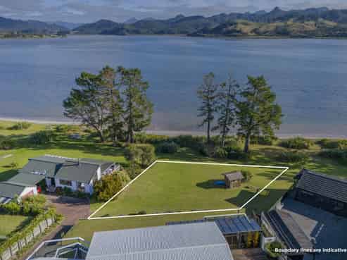 12 Sheppard Ave, Pauanui