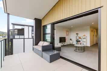 304/26 Shortfin Place, Flat Bush