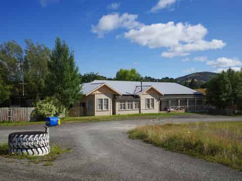 3345 Weber Road, Dannevirke