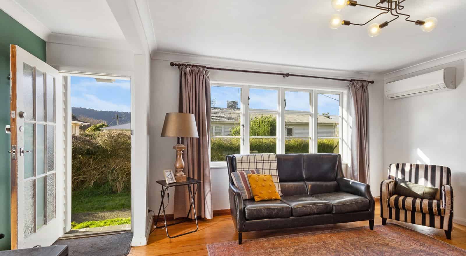 37 Goldfinch Street, Ohakune, Ruapehu For Sale realestate.co.nz