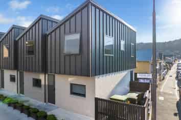 2 Dallas Lane, Caversham