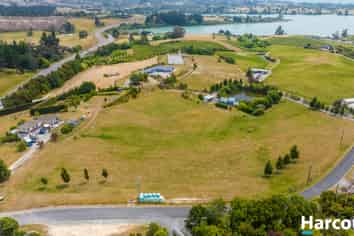 19 & 41 Bronte Road East, Mapua