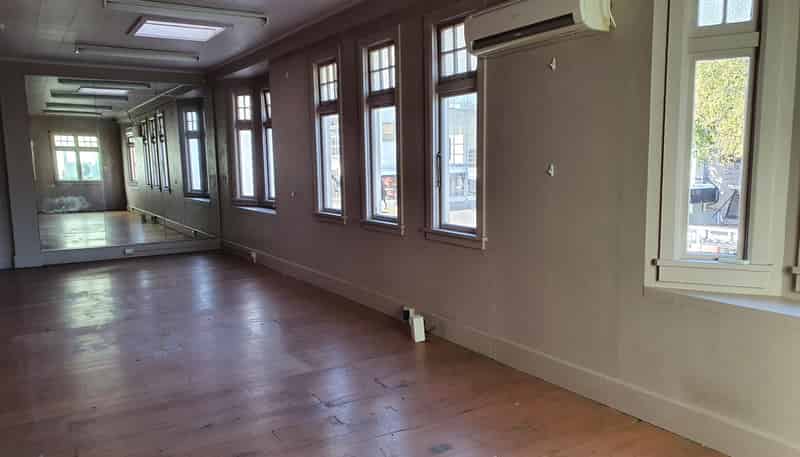 12 Devon Street West, New Plymouth