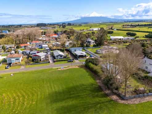 0n Hobson Street, Normanby