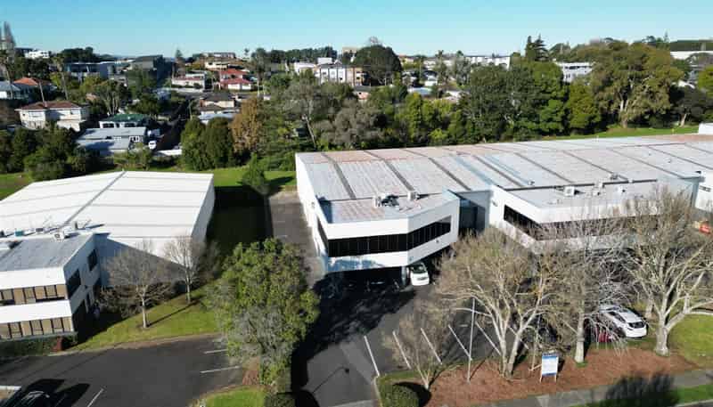  Unit C,4 George Bourke Drive, Mount Wellington