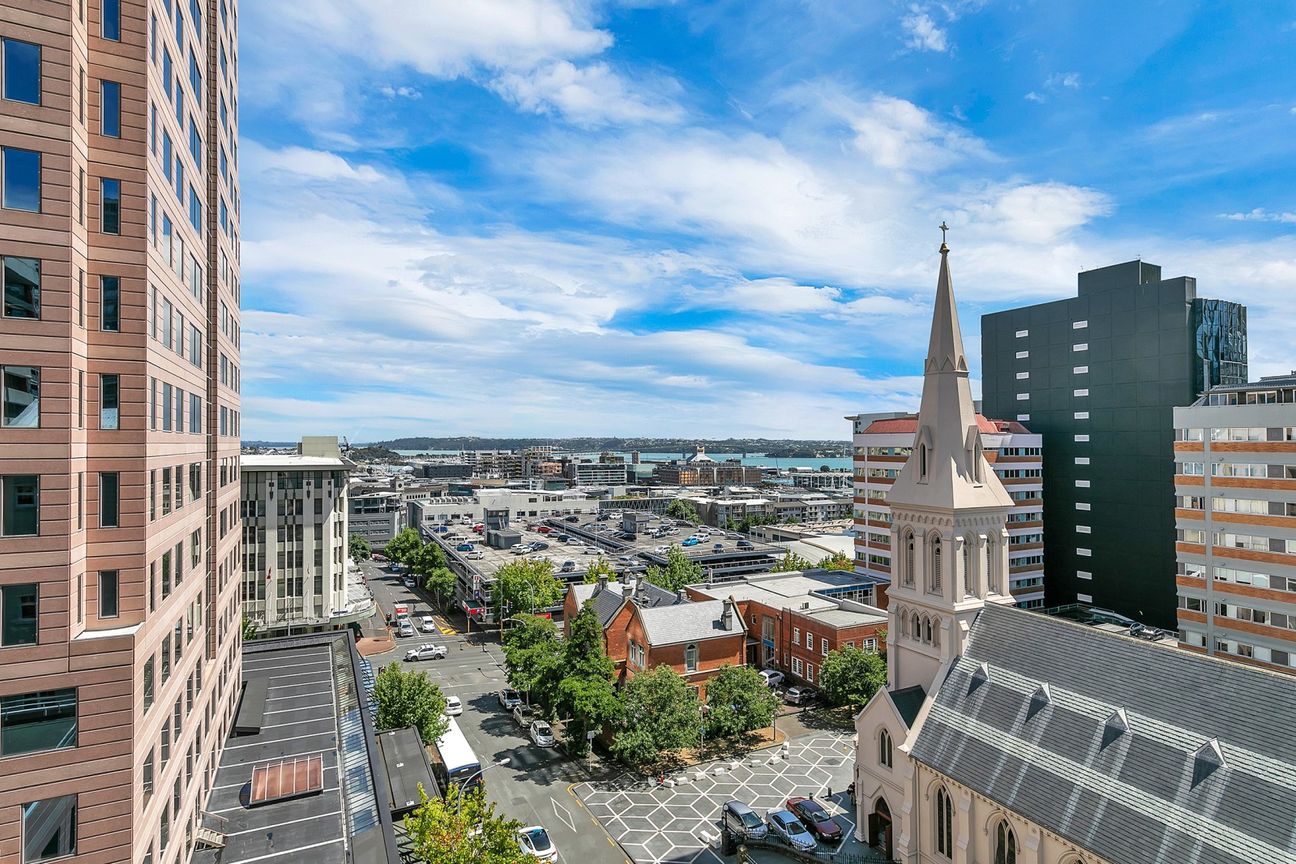 Quality Character Office with View in CBD - Vista 4