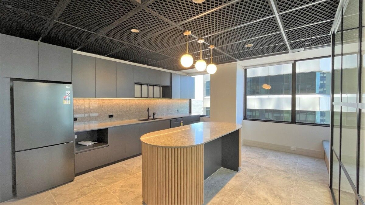 High End Central Office Suite - Ansicht 3