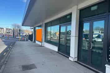 High Exposure Retail Space