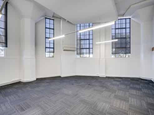Absolute waterfront - 382sqm office for lease