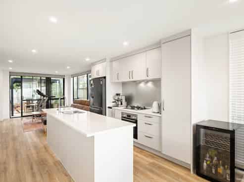 62 Seafarer Crescent, Stanmore Bay