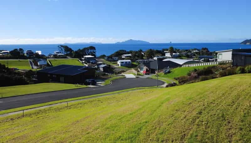 12 Starlight Place, Langs Beach