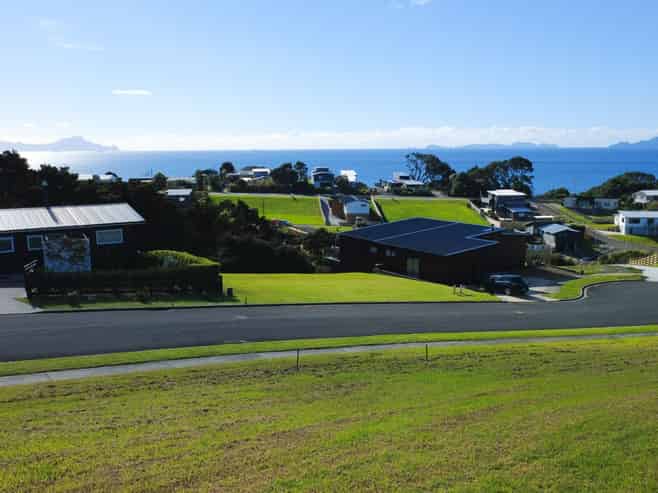12 Starlight Place, Langs Beach