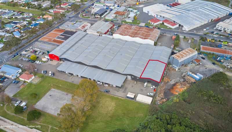 2/29 Parkway, Wainuiomata