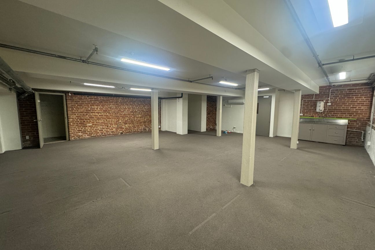 Tidy CBD Office Space - Aanzicht 4