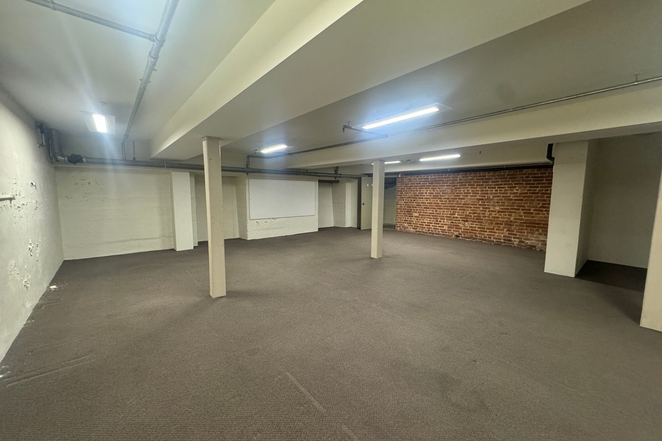 Tidy CBD Office Space - Aanzicht 3