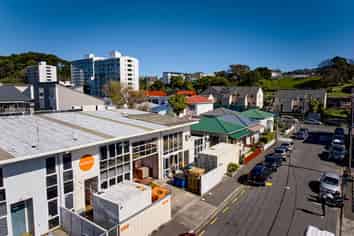 Warehouse, Workshop and Office with High Stud
