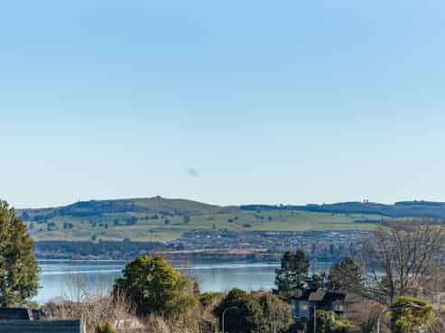 1/81 Shepherd Road, Waipahihi