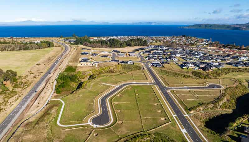 Stage 12 Nga Roto Estate, Wharewaka