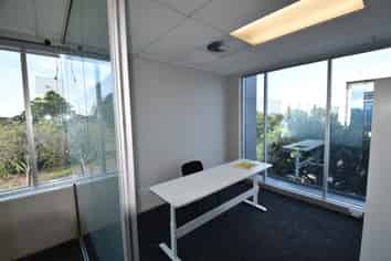 A-class offices for sub-lease – airport area