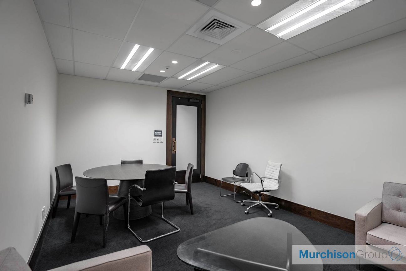 Office Suites and Full Floor Options - Vista 5