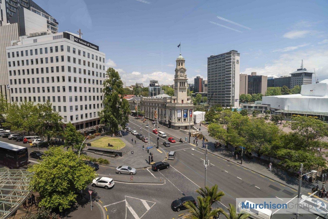 Office Suites and Full Floor Options - Altro