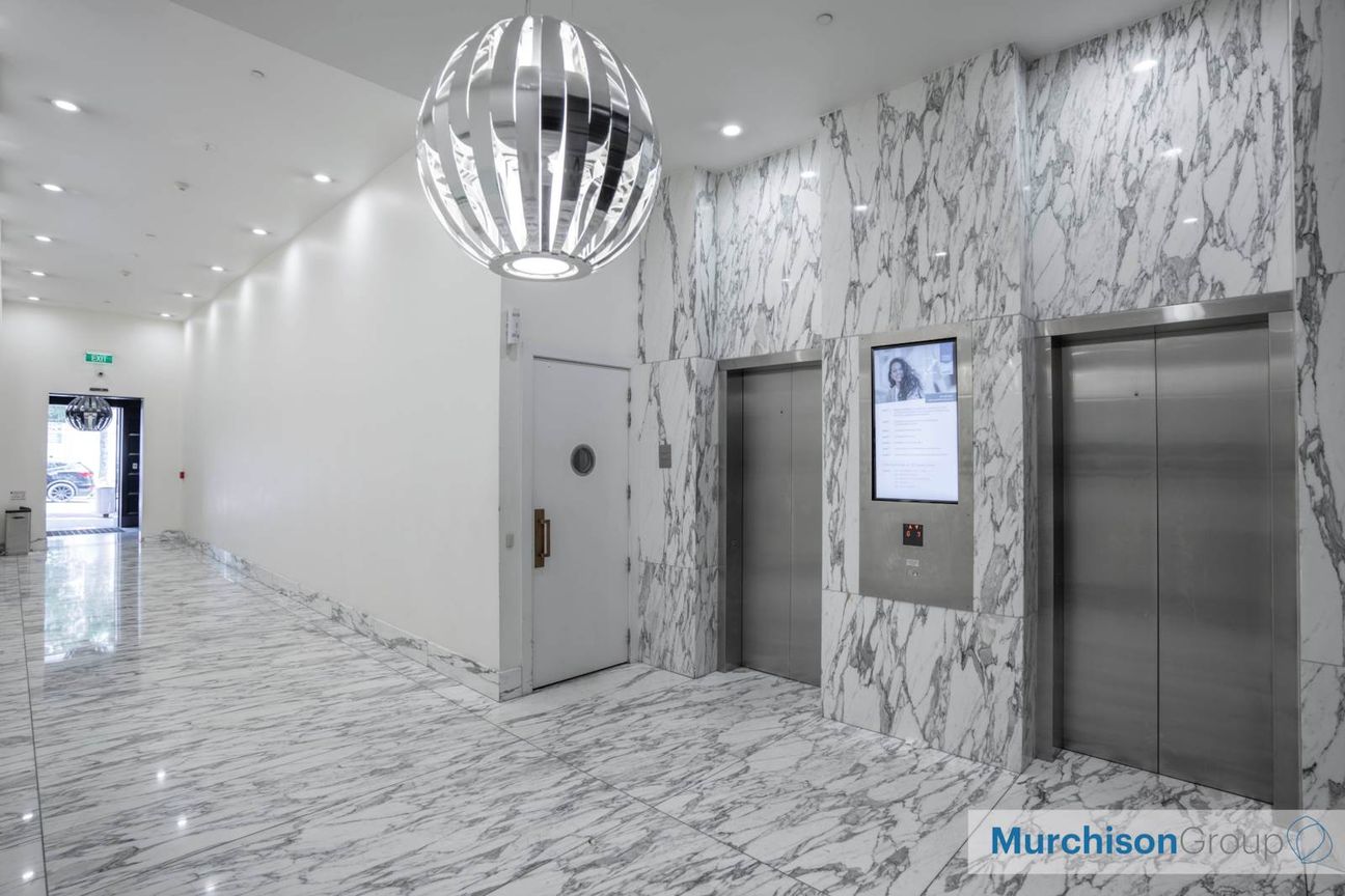 Office Suites and Full Floor Options - Vista 3