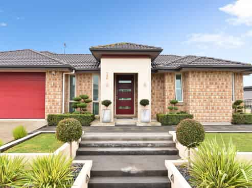 10 Sinead Court, Grandview Heights