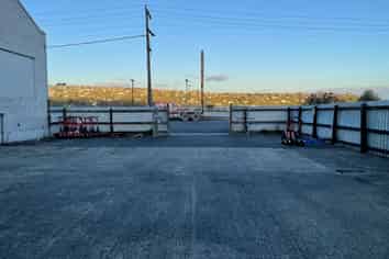 Industrial Warehousing 540m2 and Yard 306m2