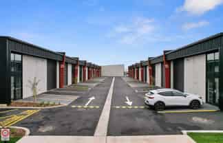 URGENT SALE/LEASE