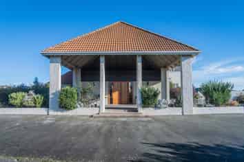 6 Chateau Close, Gleniti