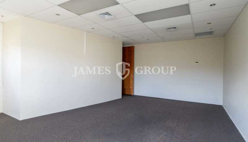 128 Broadway, Newmarket