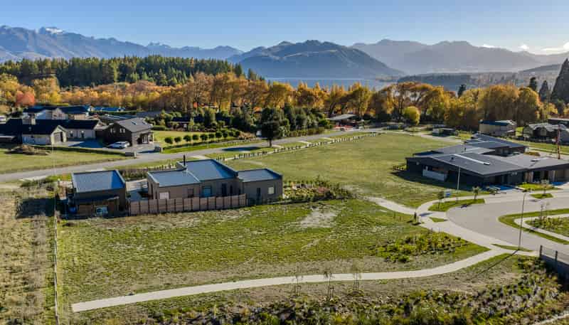15 Glenbrae Crescent, Wanaka