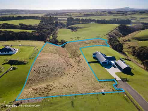84B View Road, Halcombe