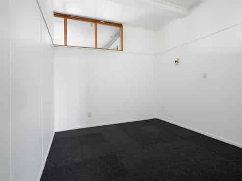 2 Retail / Office Spaces available for lease