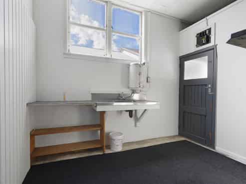 2 Retail / Office Spaces available for lease