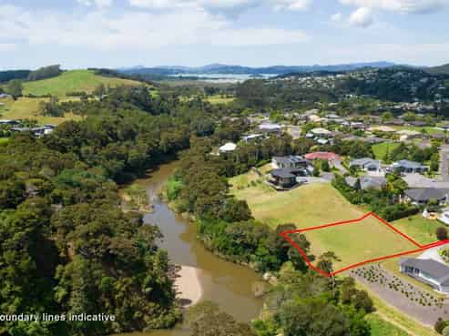 12 Admiralty Drive, Paihia